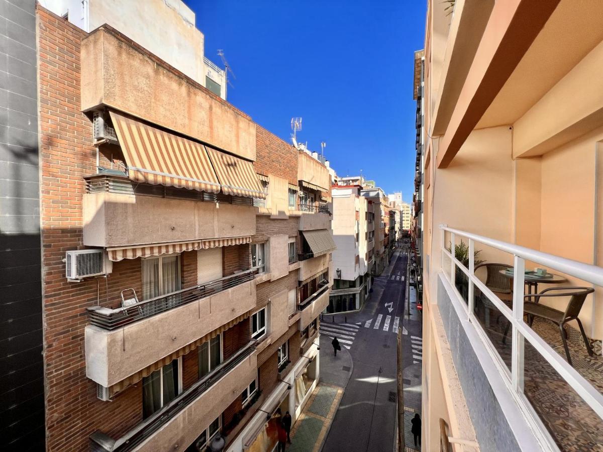 Downtown Apartment By United Renters Alicante Dış mekan fotoğraf